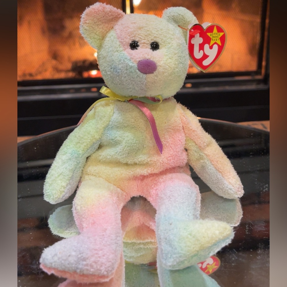 V- ‘99 - Ty - Groovy the Pastel Bear Beanie Baby